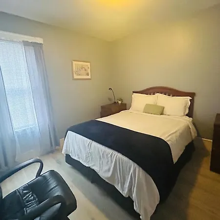 Apartment Cozy 3bd 1ba Free Parking *