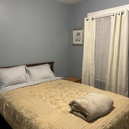Cozy 3bd 1ba Free Parking *