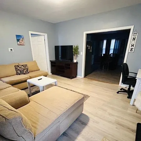 Cozy 3bd 1ba Free Parking *